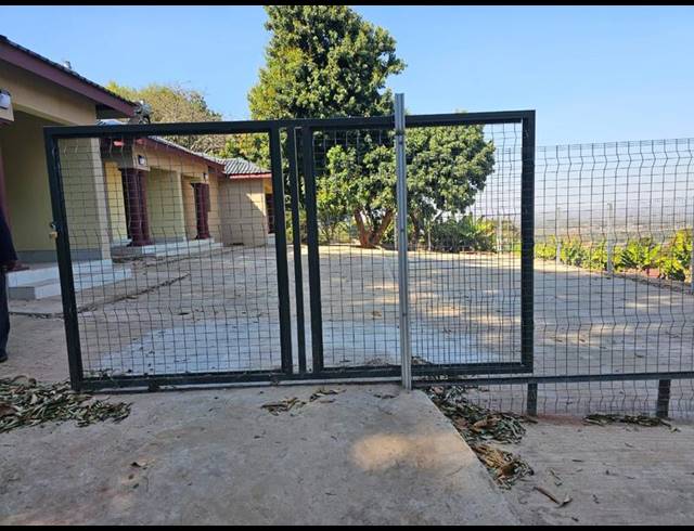 2 BEDROOM PROPERTY TO RENT IN MAUNGANI